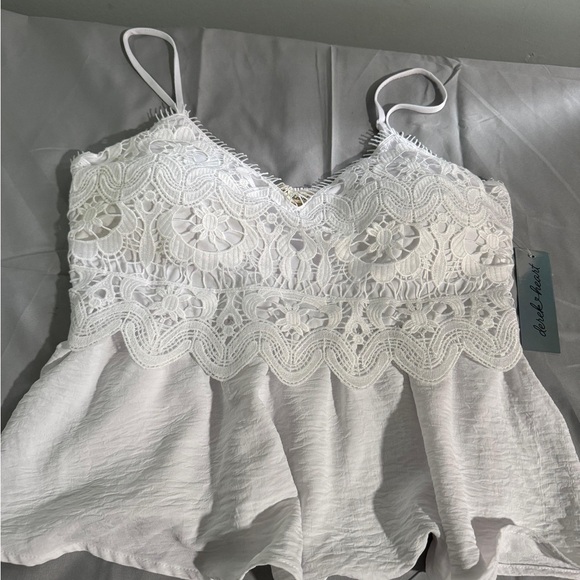 Derek Heart White Lace Peplum Camisole - Picture 7 of 10
